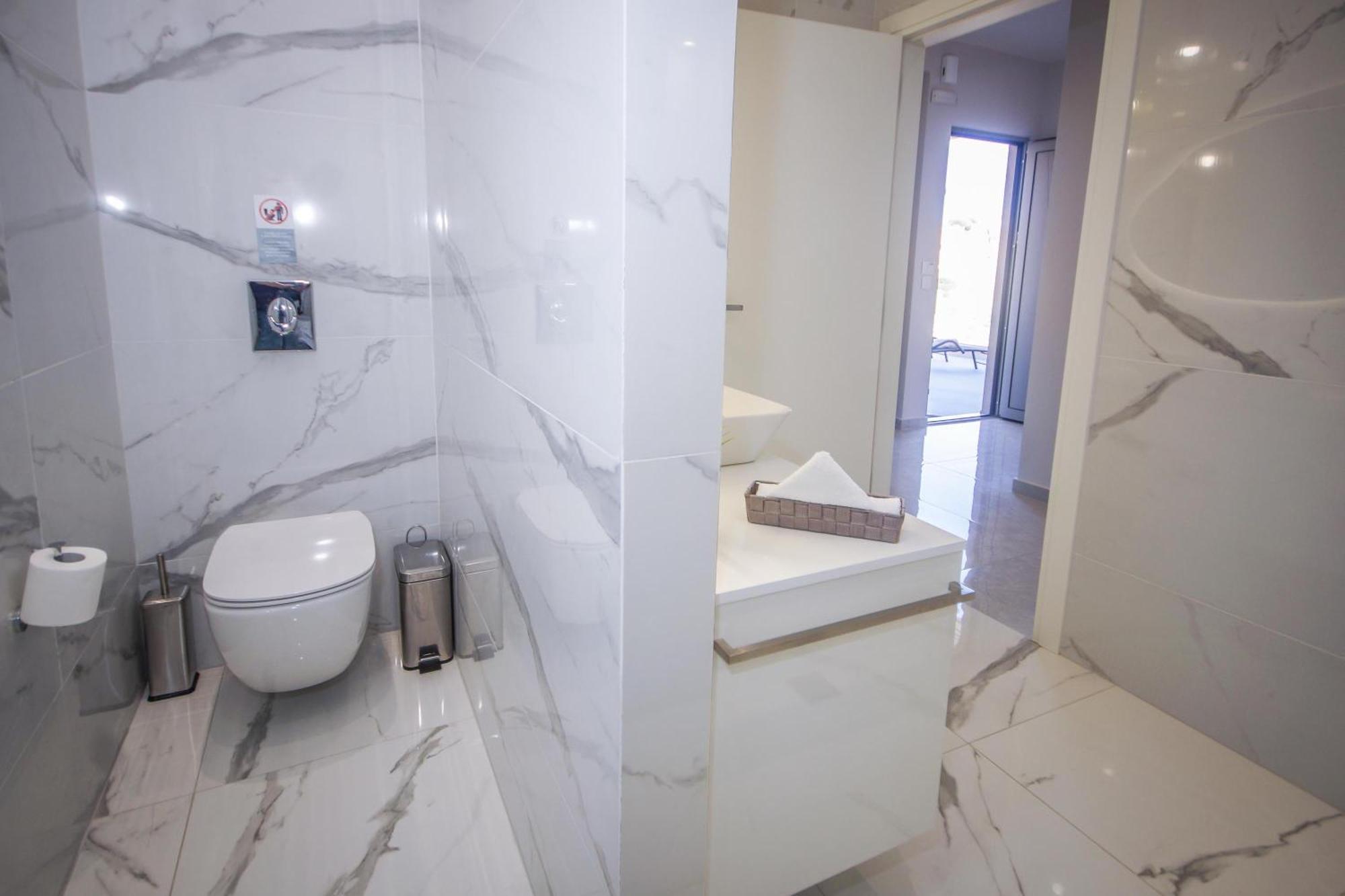 Aquamarine Luxury Suites Archangelos  Dış mekan fotoğraf
