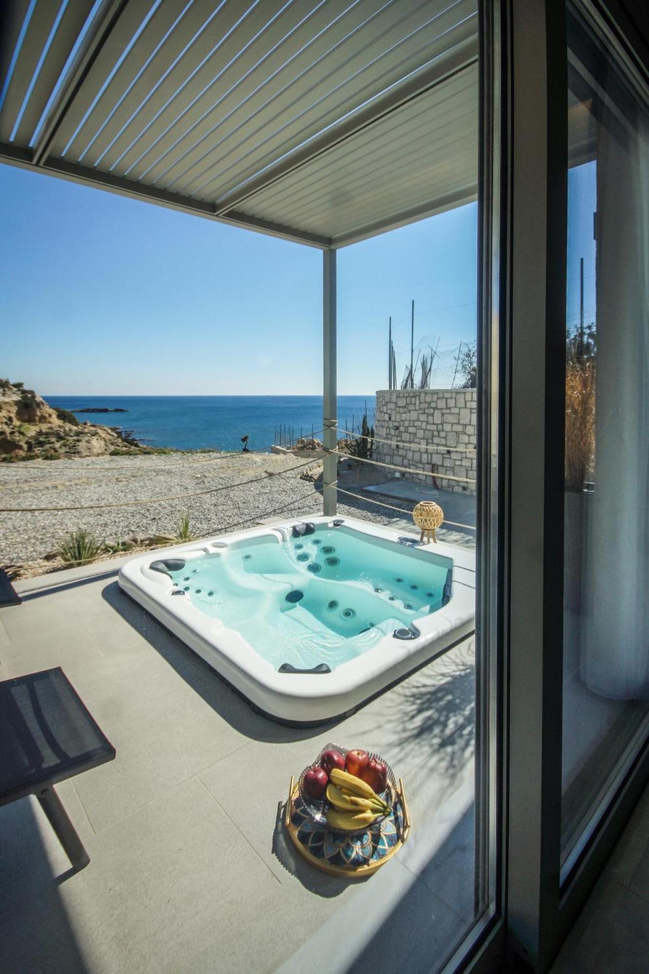 Aquamarine Luxury Suites Archangelos  Dış mekan fotoğraf